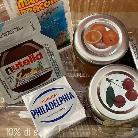 米兰麦禾酒店 2*
